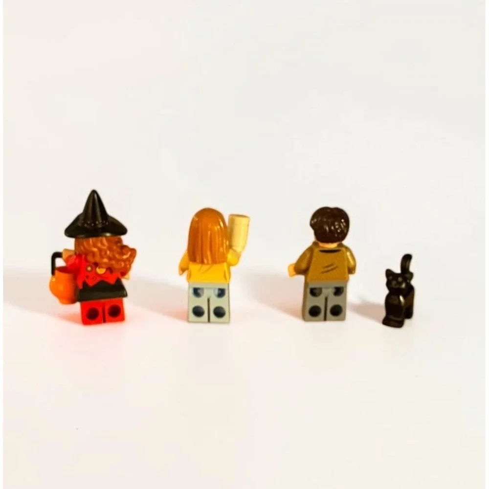LEGO 21341 Mini-figures Hocus Pocus Dani,Allison,Max and Binx